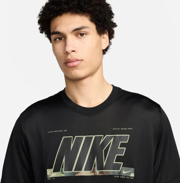 Футболка Nike DRI-FIT TEE RLGD CAMO GFX чорна FV8370-010