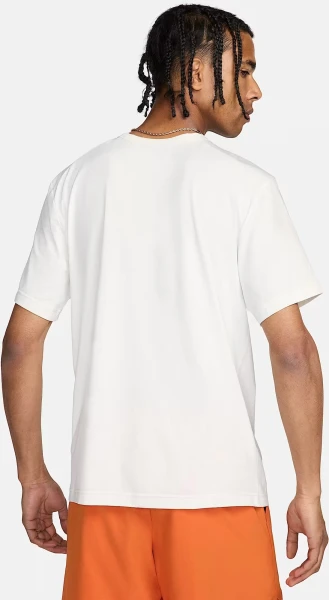 Футболка Nike HYVERSE DRI-FIT UV SHORT-SLEEVE белая FN3988-133