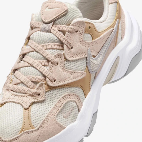 Кроссовки женские Nike AL8 бежевые FJ3794-105
