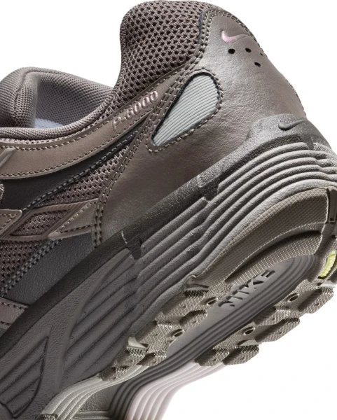 Кроссовки Nike P-6000 бронзово-темно-серые CD6404-202