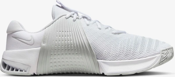 Кроссовки для тренировок Nike METCON 9 белые DZ2617-103