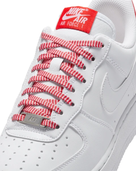 Кросівки жіночі Nike AIR FORCE 1 '07 біло-червоні IB7167-103