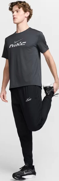 Футболка для бігу Nike MILER FLASH DRI-FIT UV RUNNING темно-сіра IB4127-070