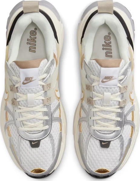 Кросівки жіночі Nike V2K RUN біло-срібно-золоті HJ7245-100