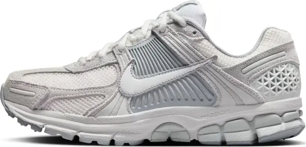 Кроссовки женские Nike ZOOM VOMERO 5 бело-светло-серые HQ0458-001