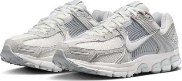 Кроссовки женские Nike ZOOM VOMERO 5 бело-светло-серые HQ0458-001