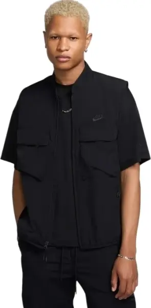 Жилетка Nike TECH WOVEN GILET черная FZ0748-010