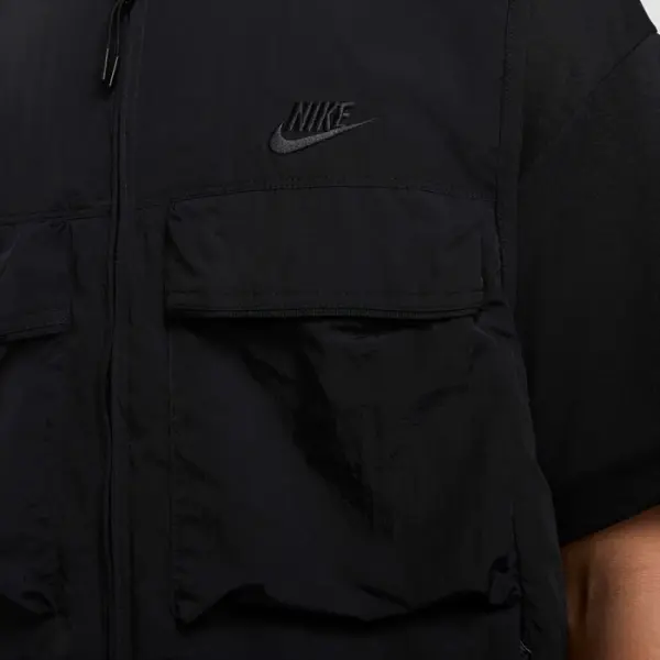 Жилетка Nike TECH WOVEN GILET черная FZ0748-010