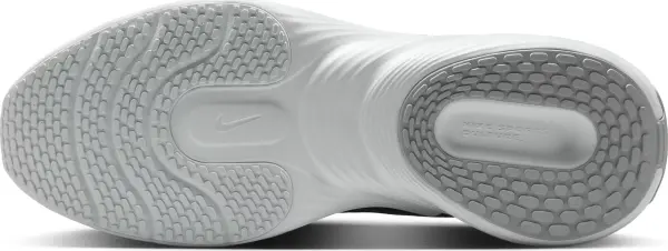 Кроссовки Nike UPLIFT SC черно-белые IB2765-002