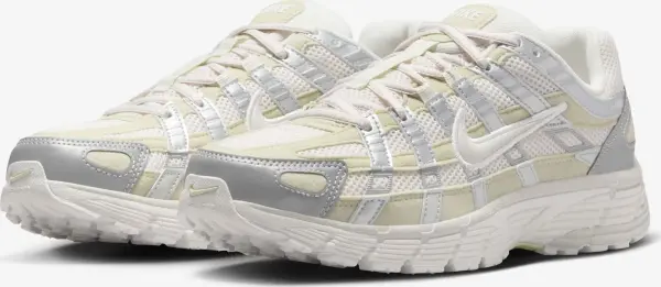 Кросівки жіночі Nike P-6000 бежево-срібні IB3485-001