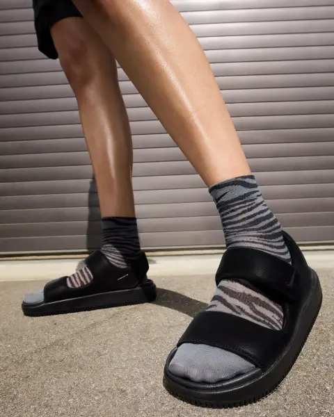 Сандалі жіночі Nike CALM SANDAL чорні FJ6043-001