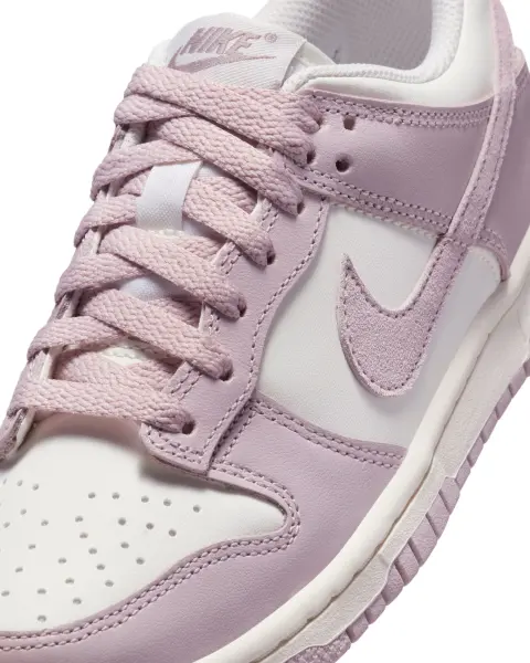 Кроссовки подростковые Nike DUNK LOW (GS) сиренево-белые FB9109-122