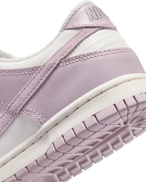 Кроссовки подростковые Nike DUNK LOW (GS) сиренево-белые FB9109-122