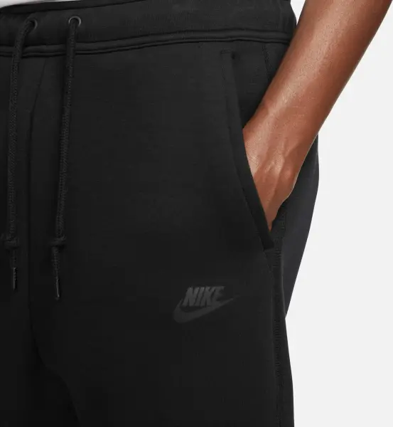 Спортивний костюм Nike SPORTSWEAR TECH FLEECE чорний FB7921-010&FB8002-010