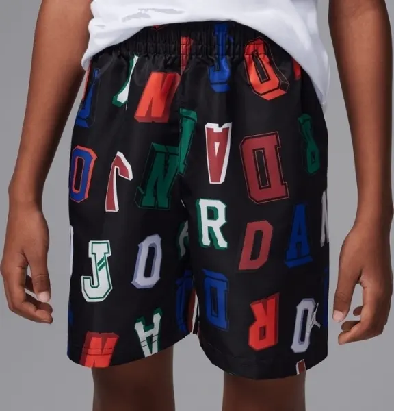 Комплект летний детский Nike JORDAN COURT OF LEGENDS бело-черный 85D705-023