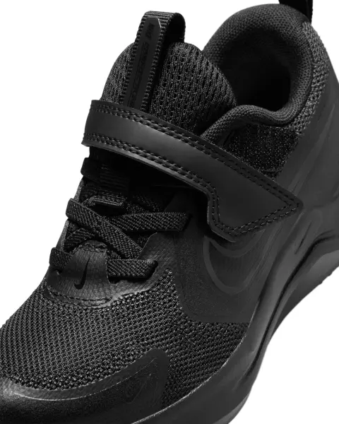 Кроссовки детские Nike COSMIC RUNNER (PSV) черные HM4400-001