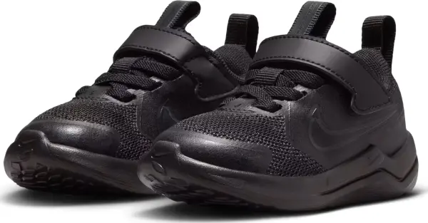 Кроссовки детские Nike COSMIC RUNNER (TD) черные HM4401-001