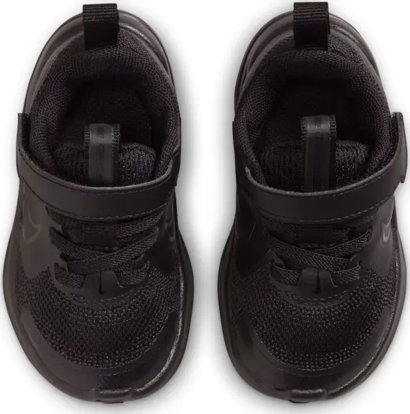 Кроссовки детские Nike COSMIC RUNNER (TD) черные HM4401-001