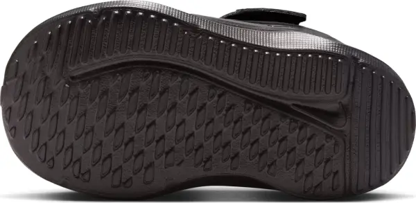 Кроссовки детские Nike COSMIC RUNNER (TD) черные HM4401-001