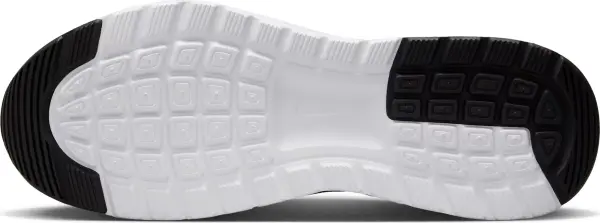 Кросівки жіночі Nike AIR MAX NUAXIS чорно-білі HF1233-001