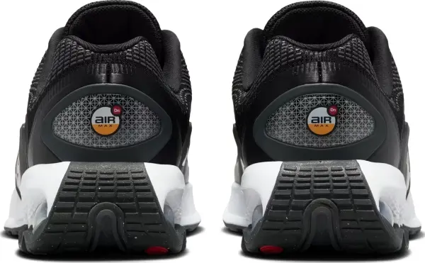 Кросівки підліткові Nike AIR MAX DN (GS) чорно-білі FB8987-007