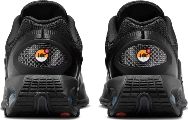 Кросівки підліткові Nike AIR MAX DN (GS) чорні FB8987-004