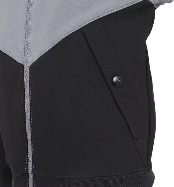 Куртка дитяча Nike FUTURA SOFTSHELL сіро-чорна 86L975-M19