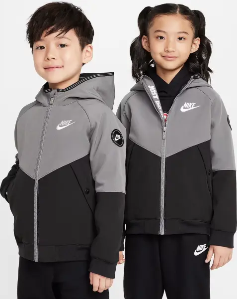 Куртка дитяча Nike FUTURA SOFTSHELL сіро-чорна 86L975-M19