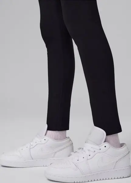 Леггинсы подростковые Nike JORDAN DRI-FIT ESSENTIALS черные 45D296-023