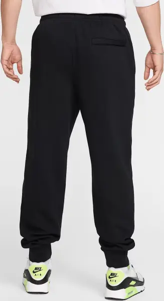 Спортивні штани Nike CLUB JOGGERS чорні FN3787-010