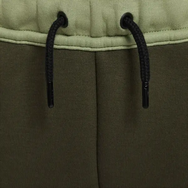 Спортивні штани підліткові Nike TECH FLEECE оливково-світло-зелені FD3287-325