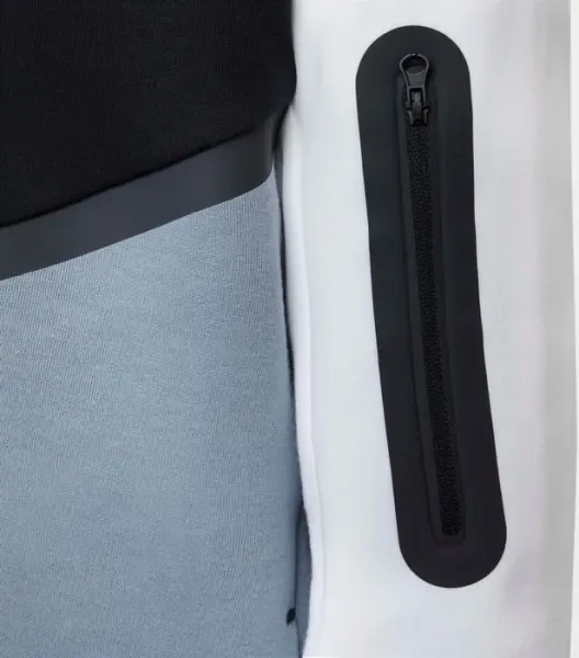 Толстовка подростковая Nike SPORTSWEAR TECH FLEECE бело-черно-дымчато-серая HV5867-065