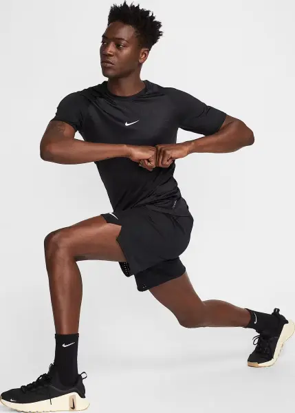 Футболка Nike PRO BREATHE SLIM-FIT чорна HJ4055-010