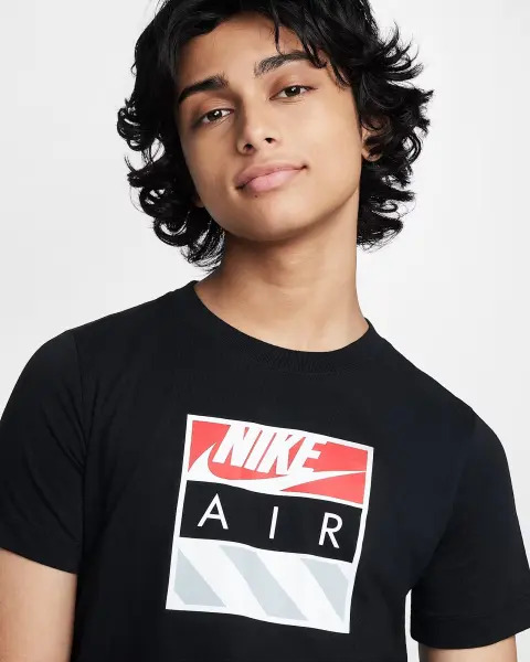 Футболка підліткова Nike AIR чорна HQ4419-010
