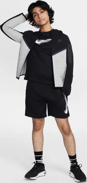 Футболка подростковая Nike MULTI DRI-FIT черная HF8100-010