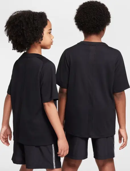 Футболка подростковая Nike MULTI DRI-FIT черная HJ3743-010