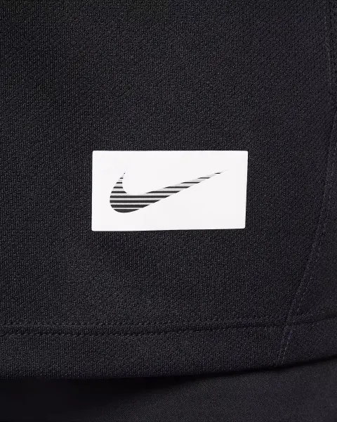 Футболка подростковая Nike MULTI DRI-FIT черная HJ3743-010