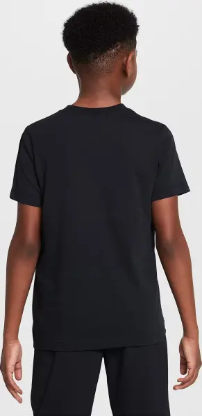 Футболка подростковая Nike SPORTSWEAR черная HM5661-010