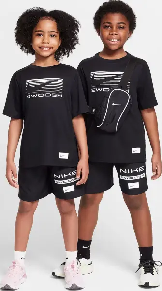 Шорты подростковые Nike MULTI DRI-FIT WOVEN черные HJ3801-010