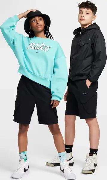 Шорти підліткові Nike SPORTSWEAR CITY UTILITY чорні FZ4903-010