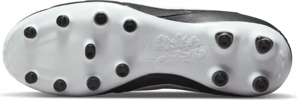 Бутси Nike PREMIER III FG чорно-білі AT5889-010