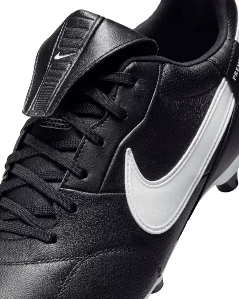 Бутси Nike PREMIER III FG чорно-білі HM0265-002