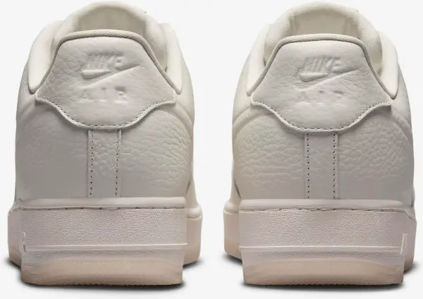 Кроссовки Nike AIR FORCE 1 '07 PRO-TECH WINTERIZED бежевые FB8875-003