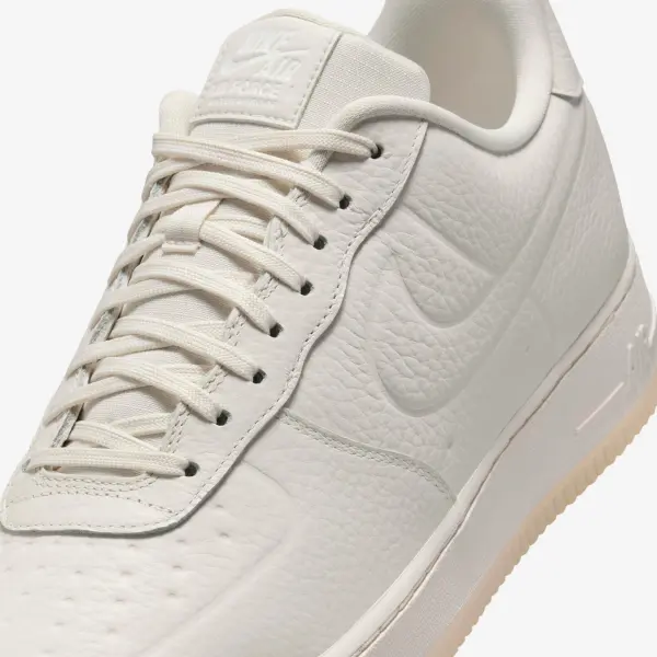Кроссовки Nike AIR FORCE 1 '07 PRO-TECH WINTERIZED бежевые FB8875-003