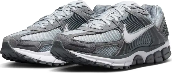 Кросівки Nike ZOOM VOMERO 5 сіро-білі HF1553-003