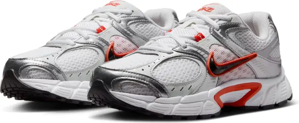 Кросівки жіночі Nike V5 RNR біло-срібно-помаранчеві HQ7901-100
