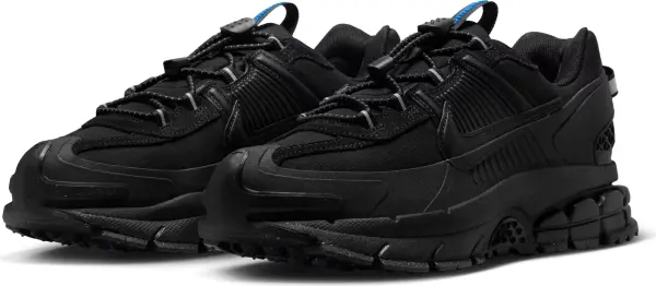 Кросівки жіночі Nike ZOOM VOMERO ROAM WINTERIZED чорні HQ2181-004
