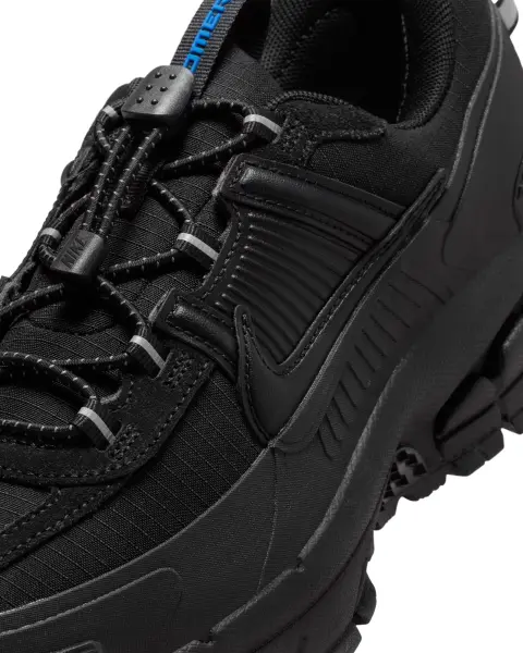 Кросівки жіночі Nike ZOOM VOMERO ROAM WINTERIZED чорні HQ2181-004