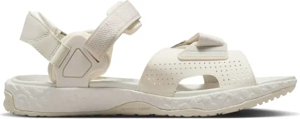 Сандали Nike ACG AIR DESCHUTZ+ молочные FN5201-001