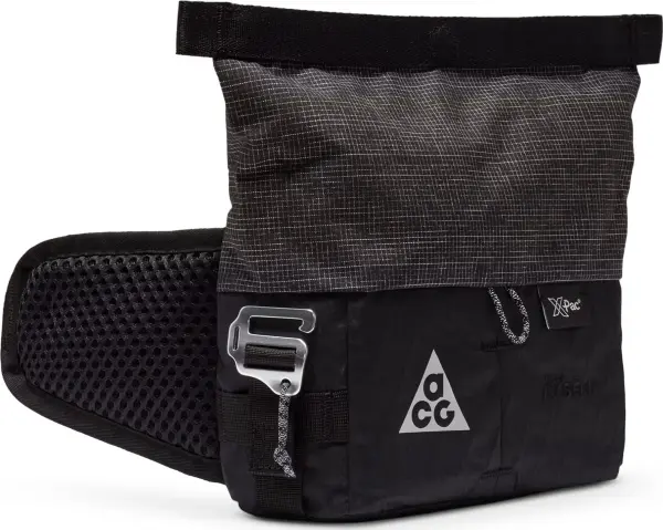 Сумка на пояс Nike ACG AYSEN чорна DV4051-011
